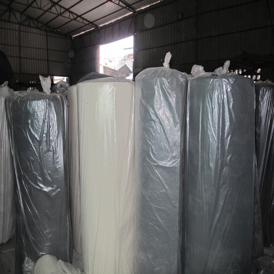 Tấm bọt và cuộn Eva